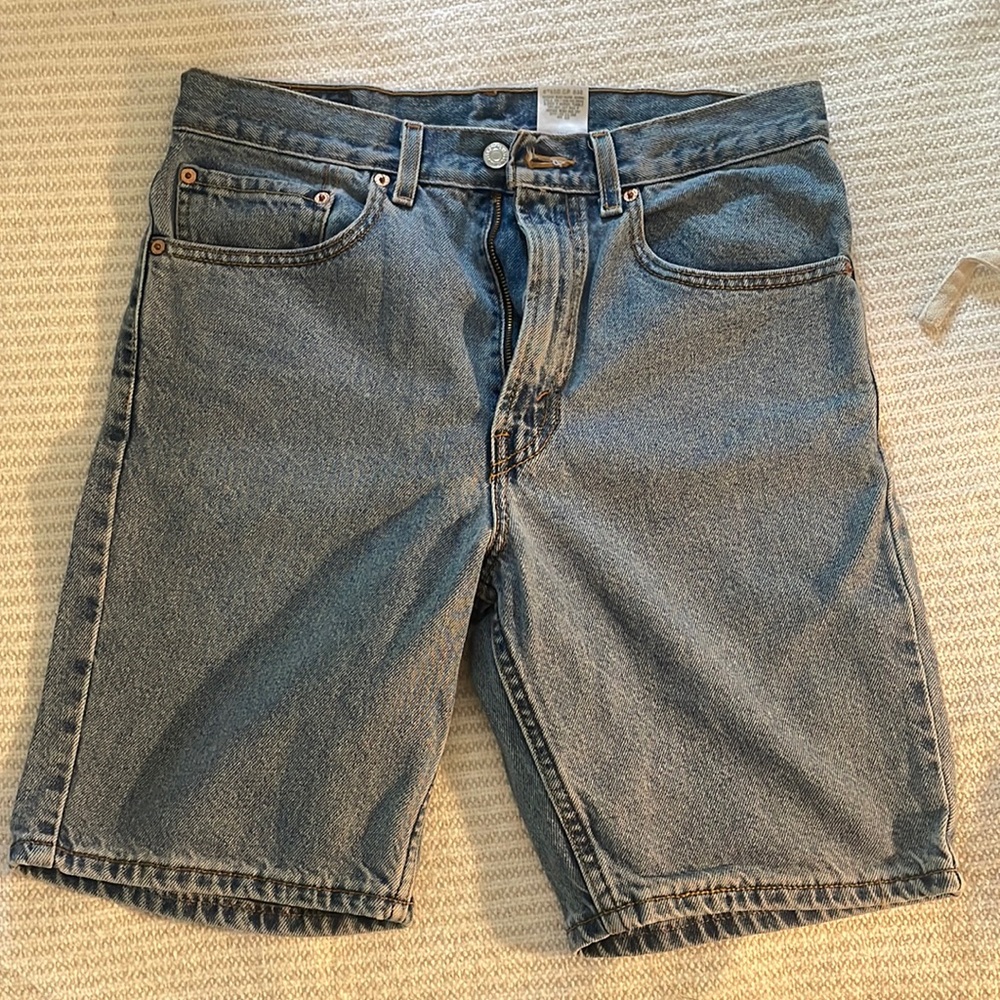 Excellent condition VINTAGE LEVIS 505 shorts